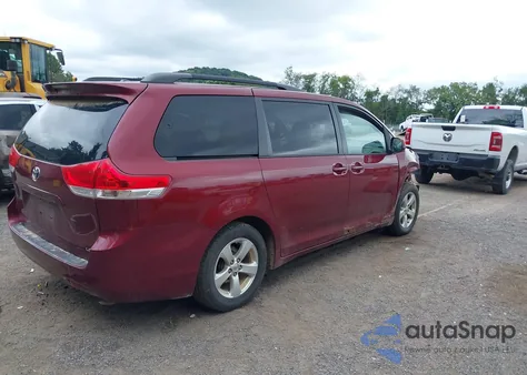 2014 Toyota Sienna Le V6 8 Passenger from USA, damaged, VIN 5TDKK3DCXES452440